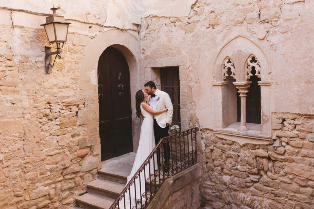 How to organize a destination wedding in Barcelona