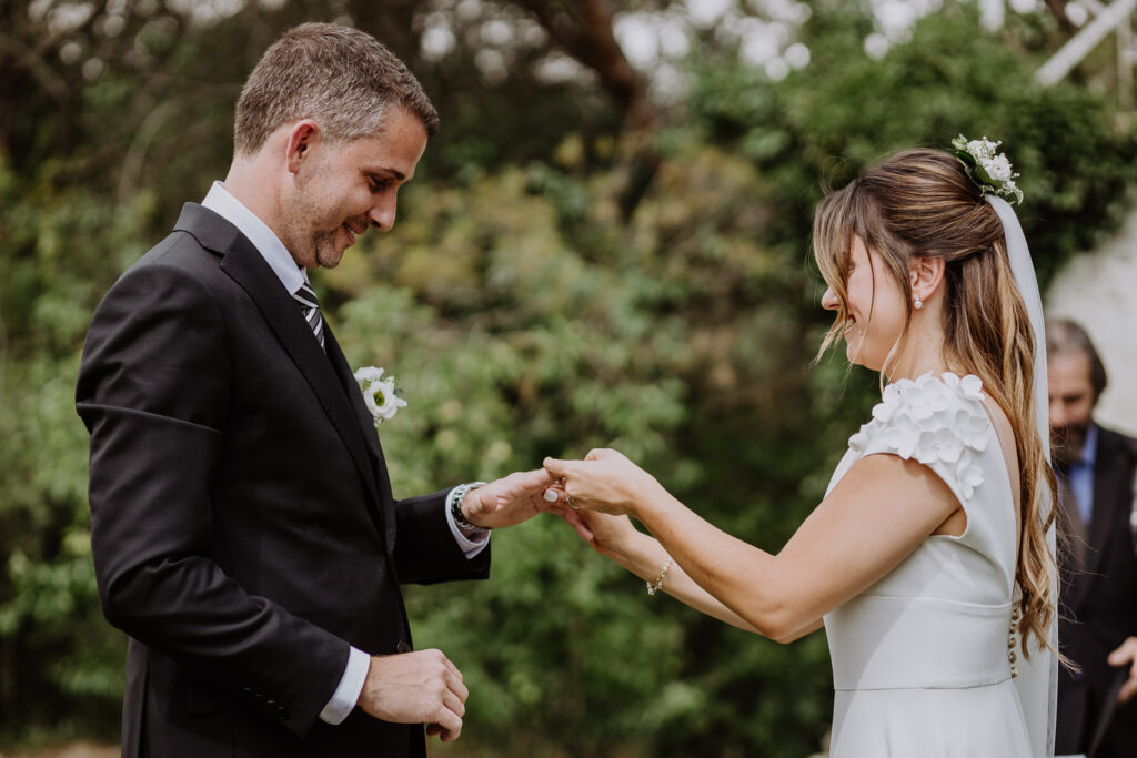 El intercambio de las alianzas de boda Espai Gastronomia